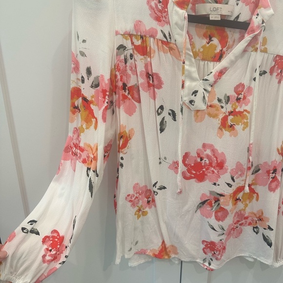 LOFT Floral Print Women's Top - Picture 2 of 4